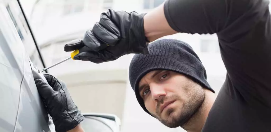 Live Orten - Diebstahlschutz für Autos: KFZ Überwachung mit dem Ortungssender